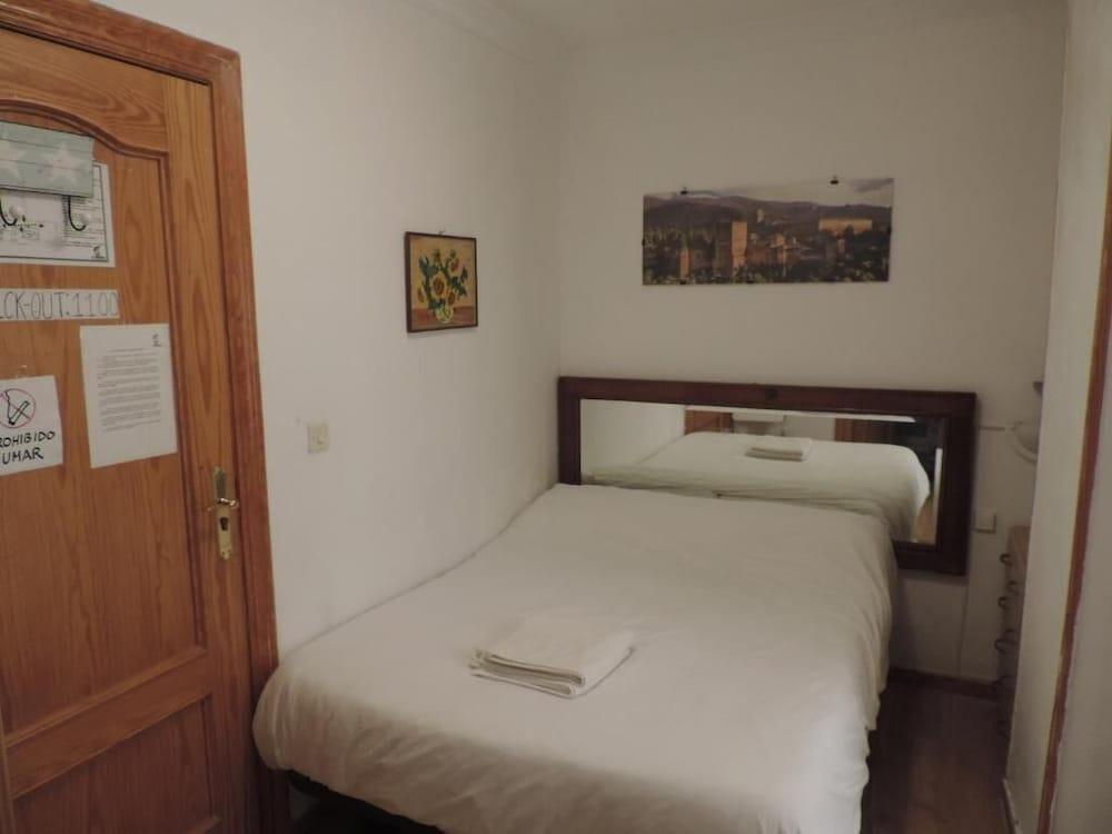 El Cascabel Guest house Granada