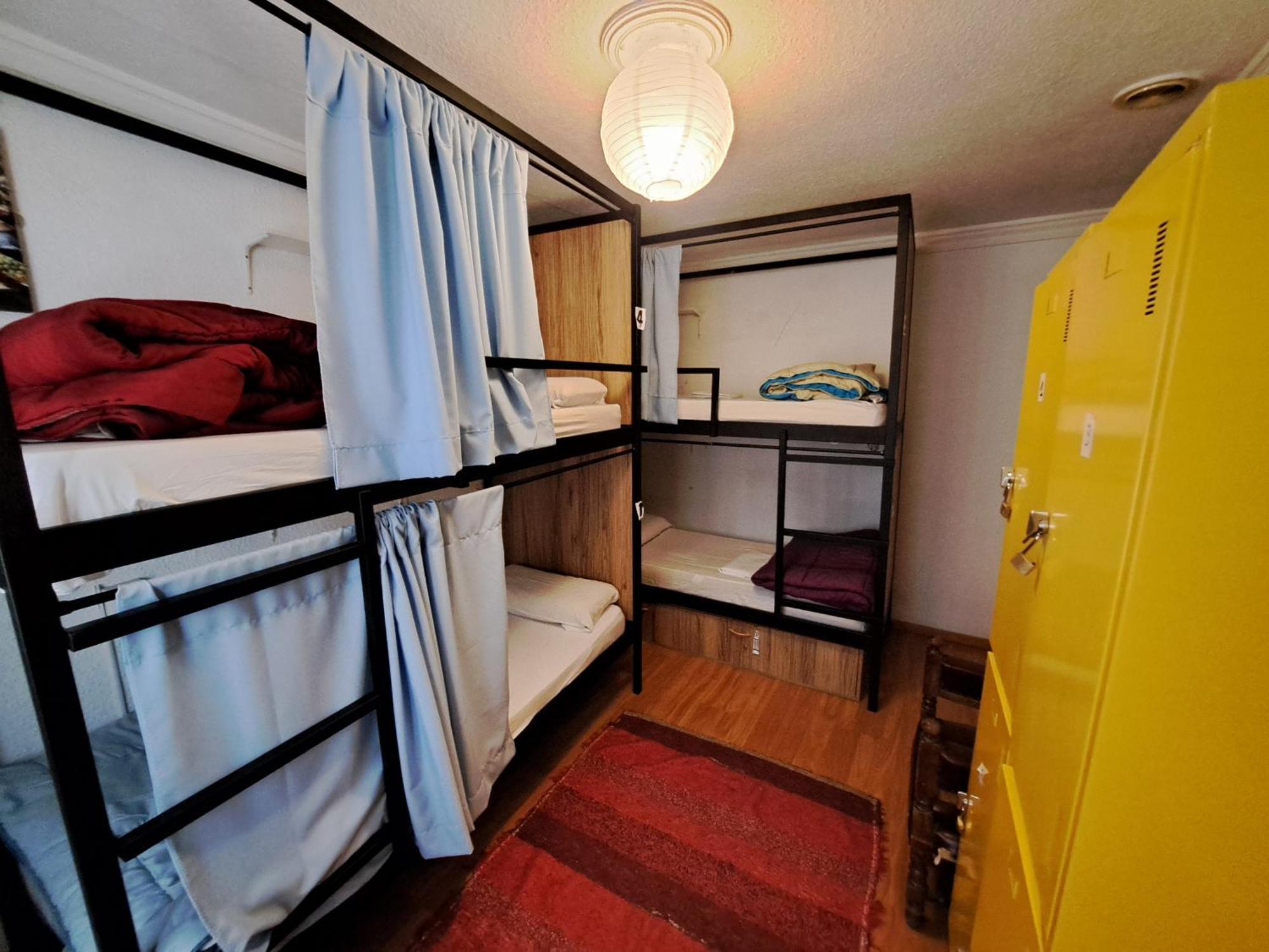 Guest house El Cascabel *